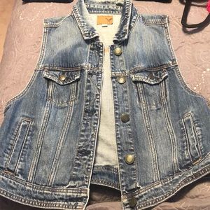American Eagle Jean vest size XL